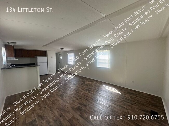Building Photo - 134 Littleton St