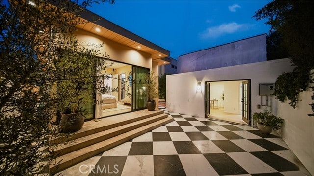 Building Photo - 8840 Ashcroft Ave