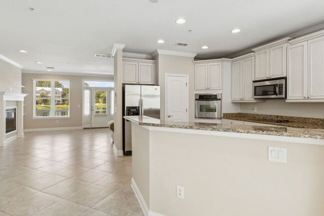 Building Photo - Cape Sound Condo