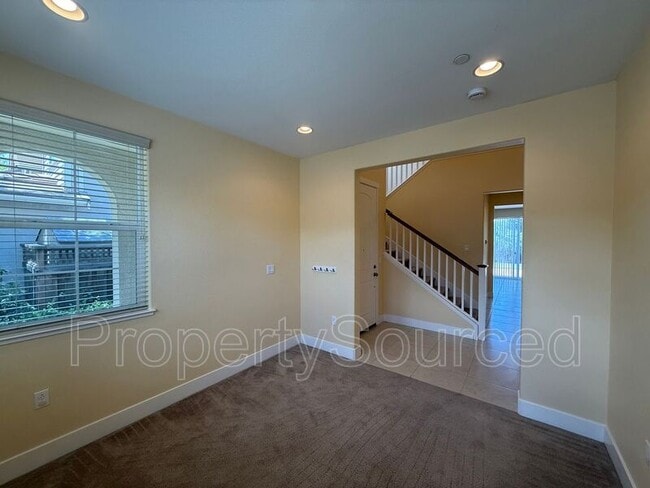 Building Photo - 18517 Admiral Way