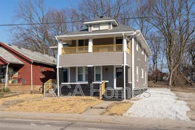 Building Photo - 648 W 30th St