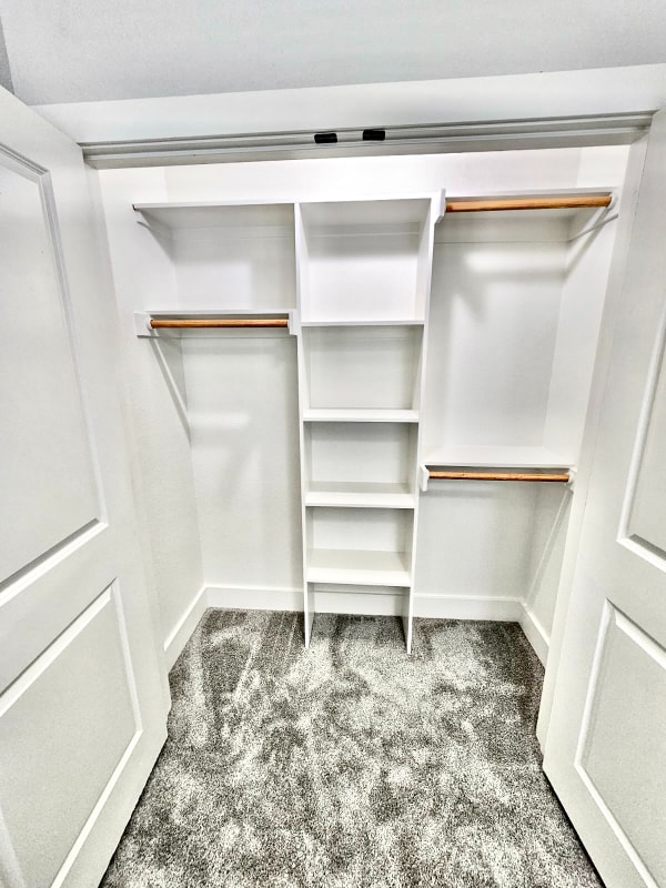 Building Photo - 220 W Bond St