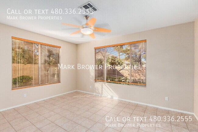 Building Photo - 1462 W. Roadrunner Dr.
