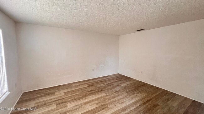 Building Photo - 1727 Valcourt St NW