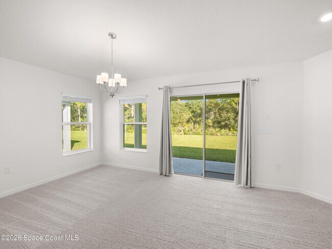 Building Photo - 2192 Vinifera Dr