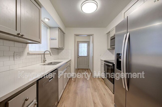 Building Photo - 2321 Cedar Brook Dr