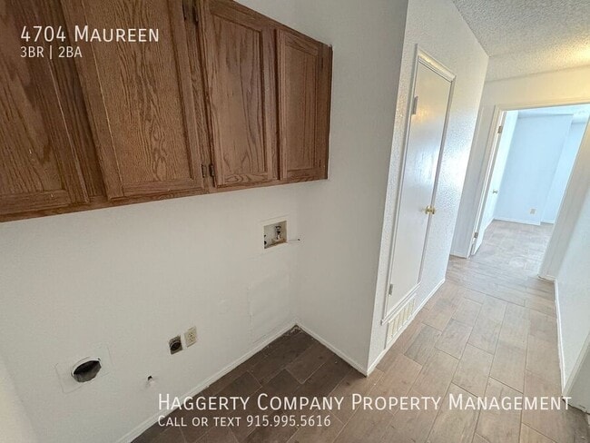 Building Photo - 4704 Maureen-