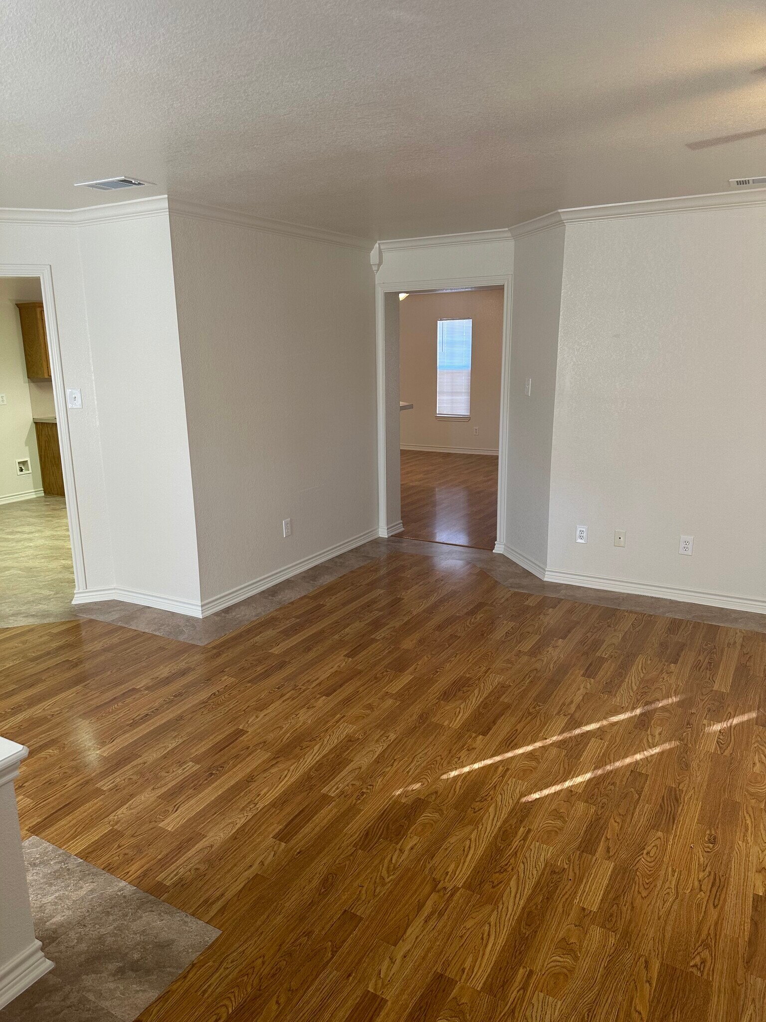 Building Photo - 1520 Indian Trl