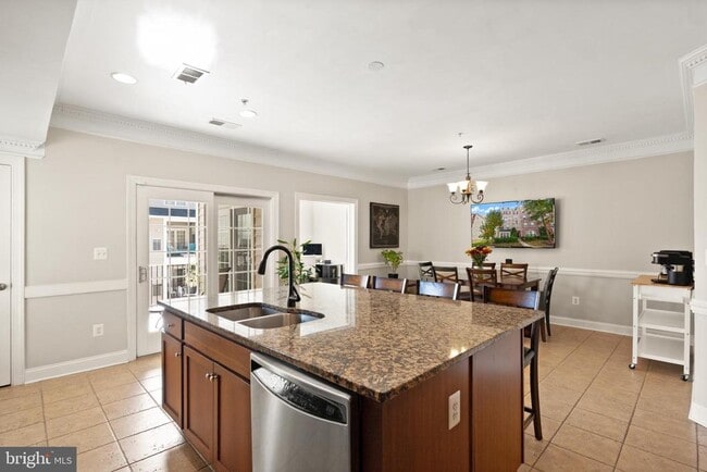 Building Photo - 2238 Margraf Cir