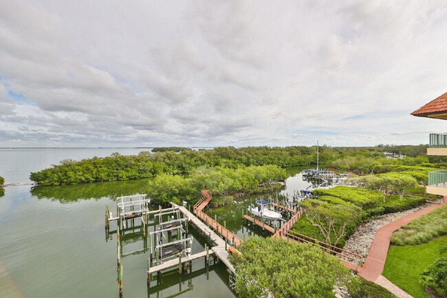 Building Photo - 1593 Pinellas Bayway S