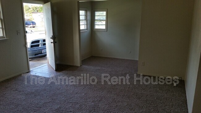 Building Photo - 307 Ponderosa Ln
