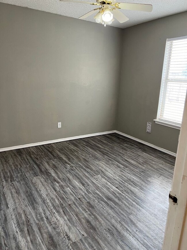 Building Photo - Available Now - Frenship District!