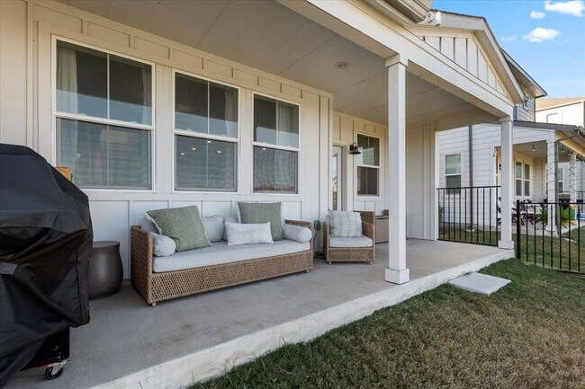 Building Photo - 7210 Travertine Spring Dr