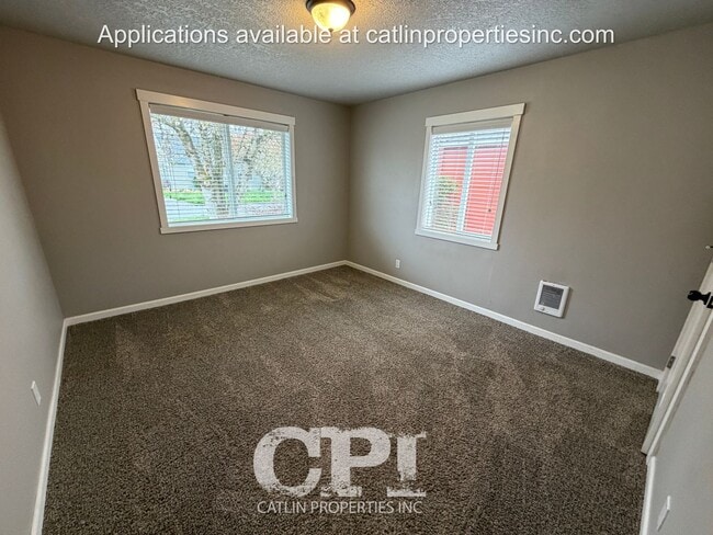 Building Photo - 2925 Field St