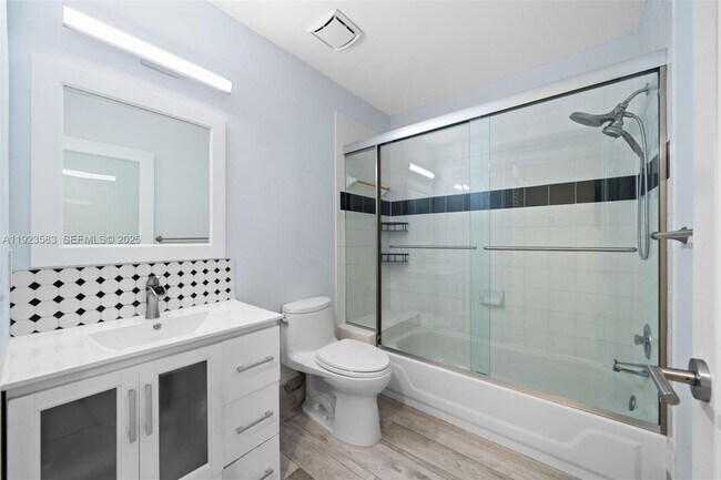 Building Photo - 1240 Weeping Willow Way