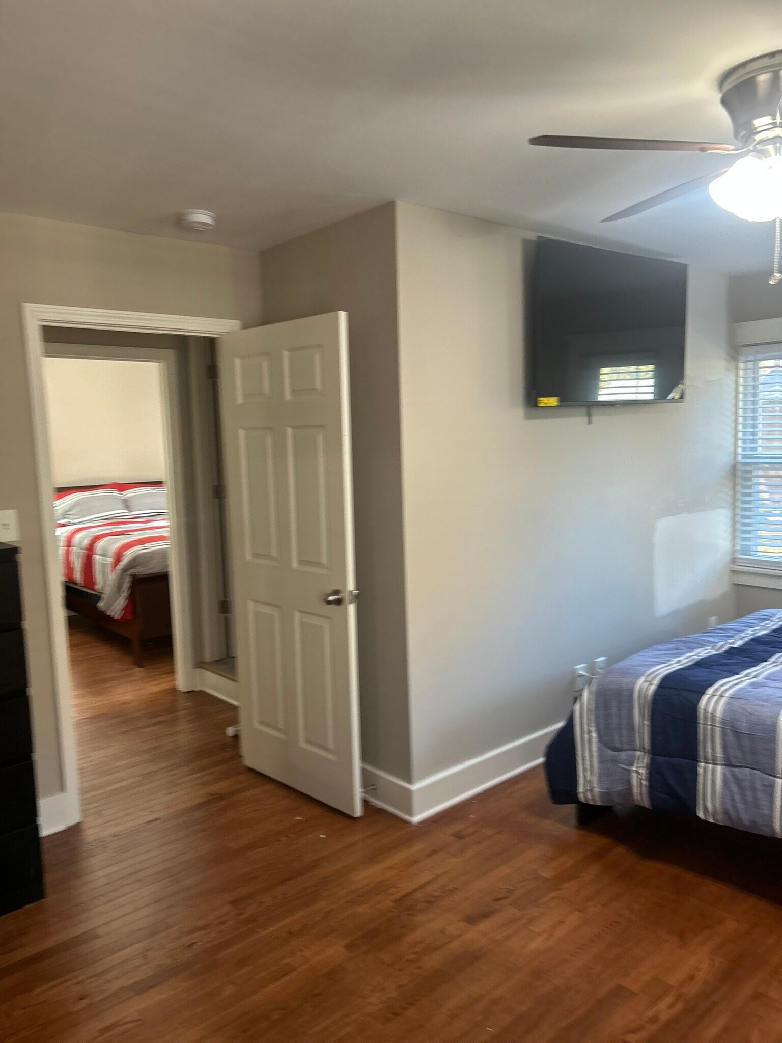 Building Photo - 6726 Chamberlain Ave