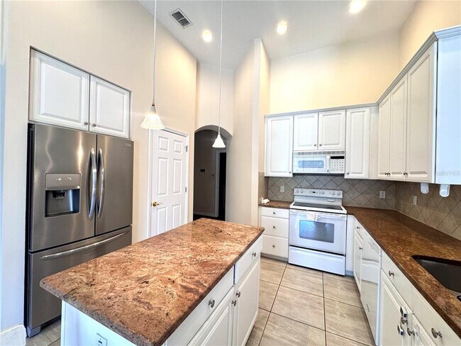 Building Photo - 107 Nandina Terrace