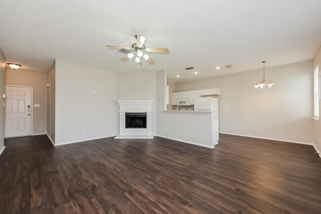 Building Photo - 6460 Downeast Dr