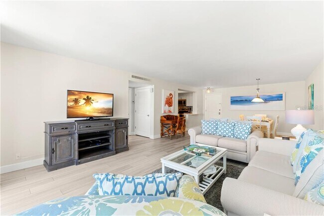 Building Photo - 675 S Gulfview Blvd