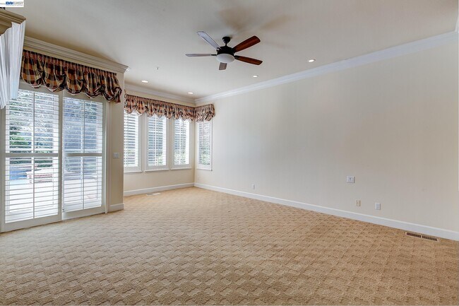 Building Photo - 2779 E Ruby Hill Dr