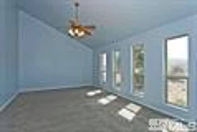 Building Photo - Beautiful, spacious single-family home