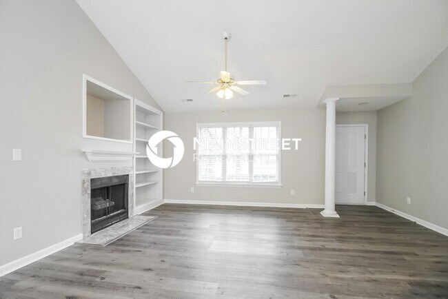 Building Photo - 3 Bedroom Pet-Friendly Home in Winston-Salem, NC with Main Street Renewal