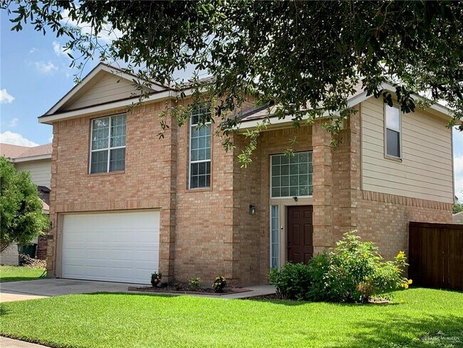 Building Photo - 4205 Santa Lucia St
