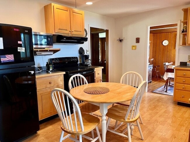 Building Photo - 13513 Deerfield Trail