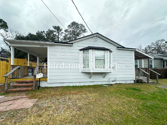 Building Photo - 1178 Murray Dr