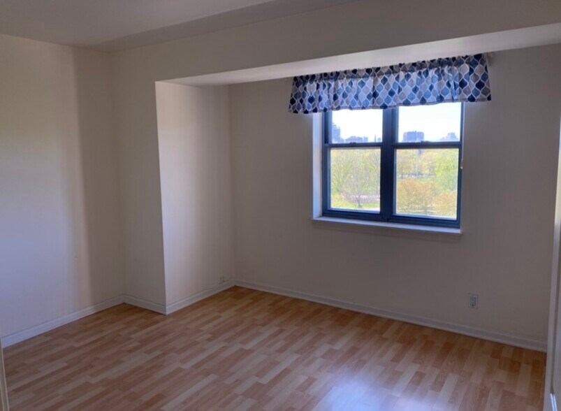 Building Photo - 170 Tremont St