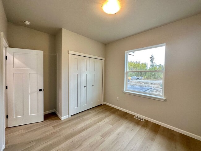 Building Photo - 630 Wortham Ave