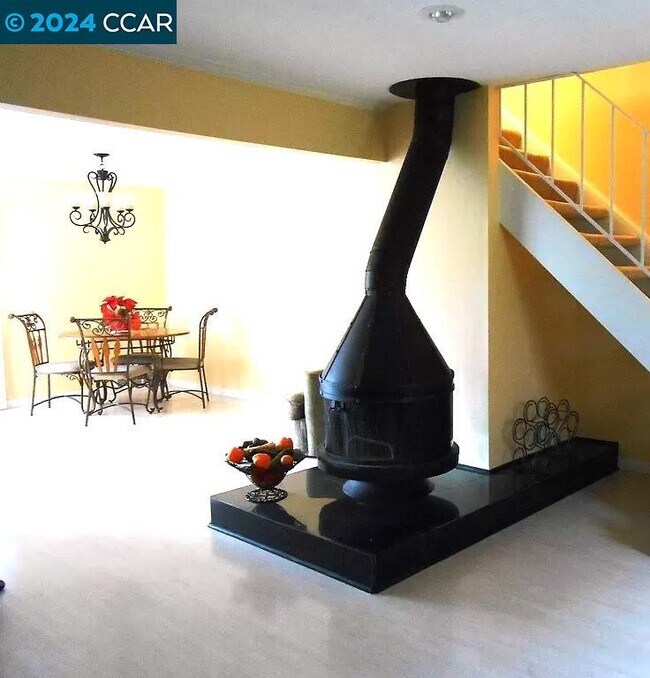 Building Photo - 3262 Marlene Dr