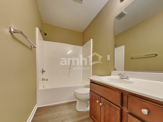 Building Photo - 682 Winners Cir