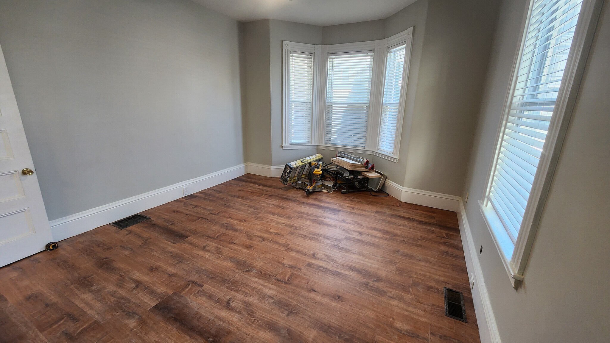 Building Photo - 14 Islington St