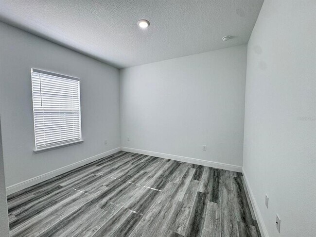 Building Photo - 455 Marion Oaks Dr