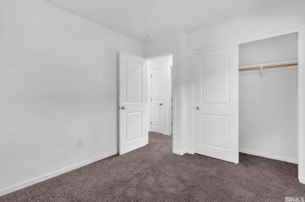 Building Photo - 698 Valmy Dr