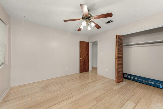 Building Photo - 4910 La Ventana Cir