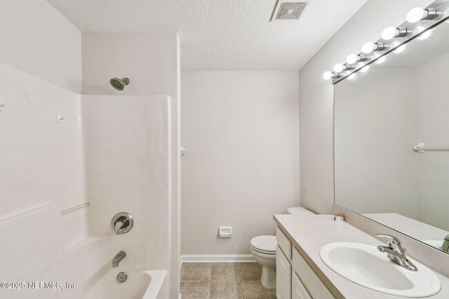 Building Photo - 3542 Lone Tree Ln