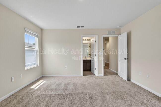 Building Photo - 7759 Legacy Trl