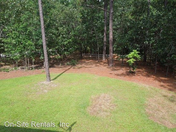 Building Photo - 5 br, 3.5 bath House - 11 Racquet Court