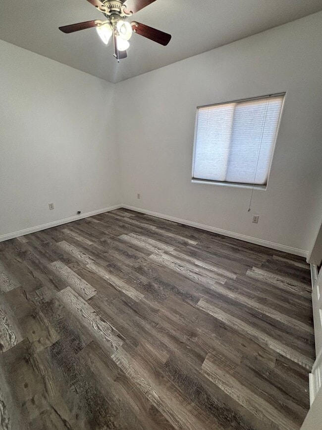 Building Photo - Charming Home Located in California City