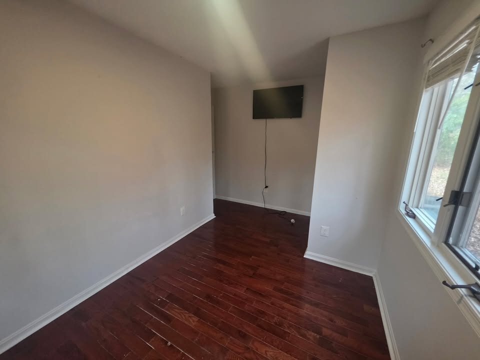 Building Photo - 3120 Creedon Dr