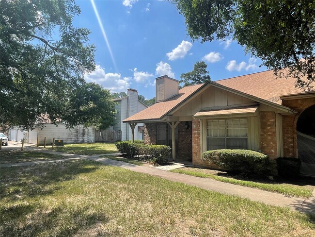 Building Photo - 12335 W Village Dr