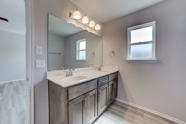 Building Photo - 4/2.5/2 New Construction Home!