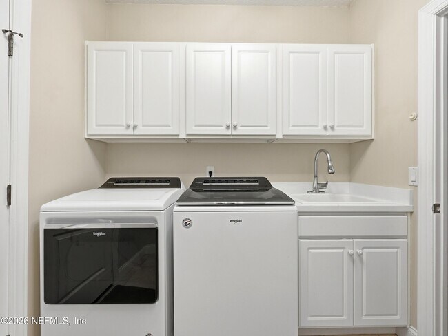 Building Photo - 534 Ria Mirada Ct