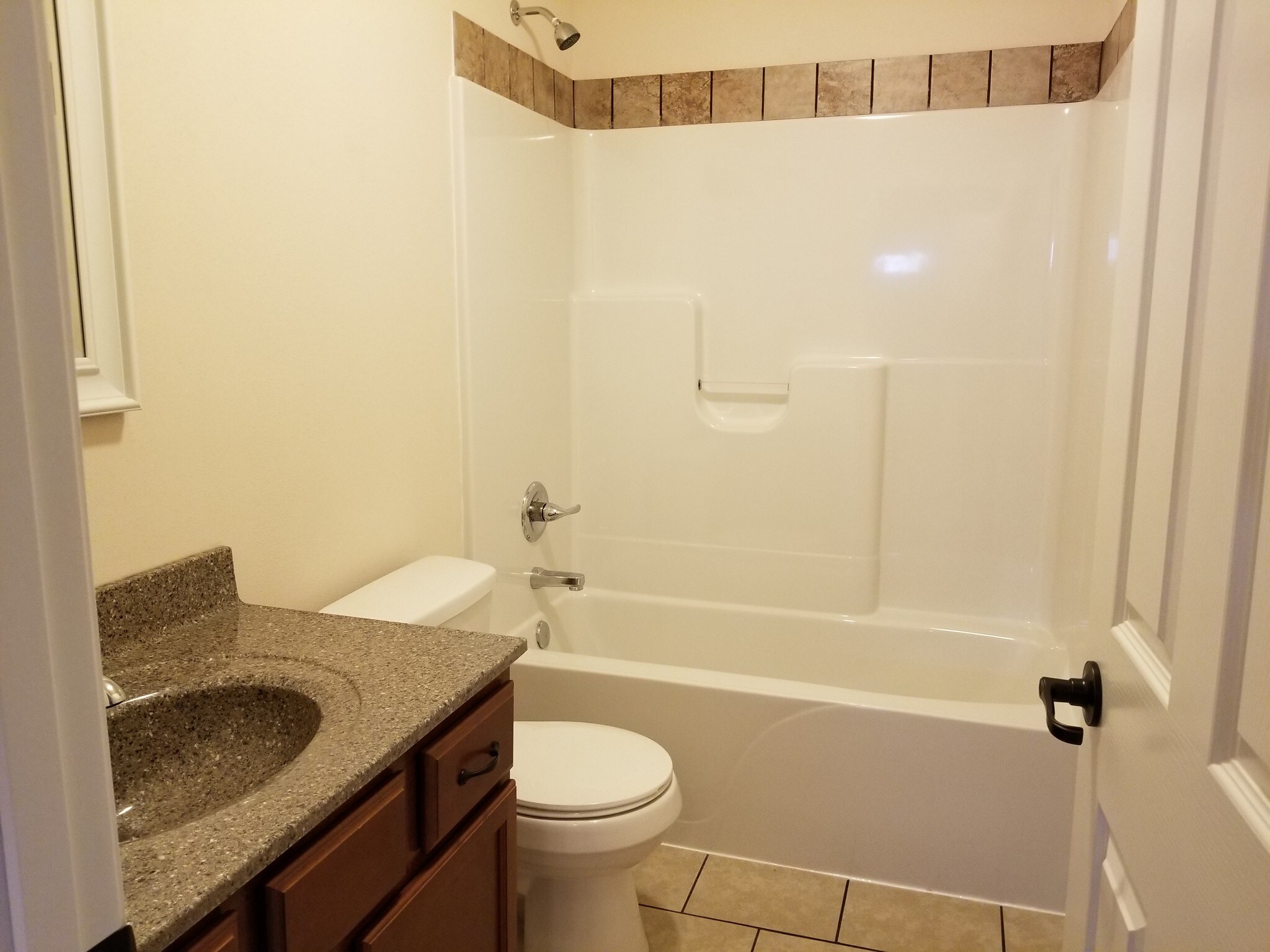 Building Photo - 203 E High St