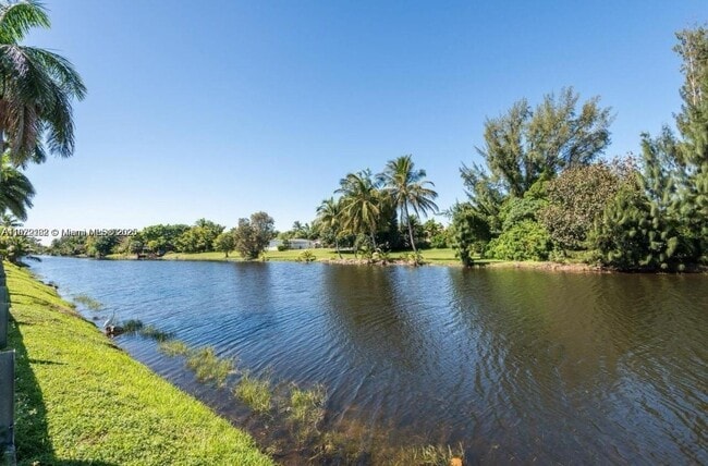 Building Photo - 17652 NW 76th Ct