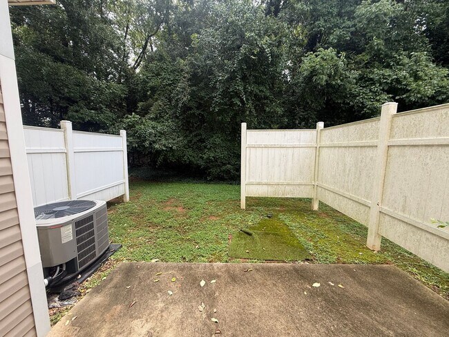 Building Photo - 760 Tavern Ct