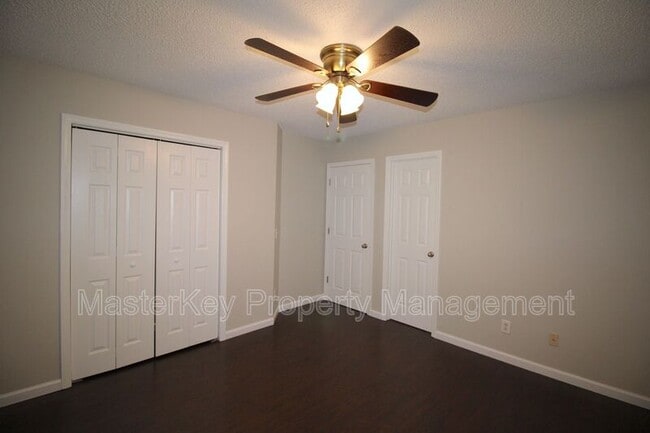 Building Photo - 132 Evening Star Dr