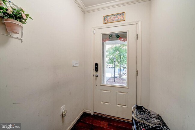 Building Photo - 23697 Sailfish Square